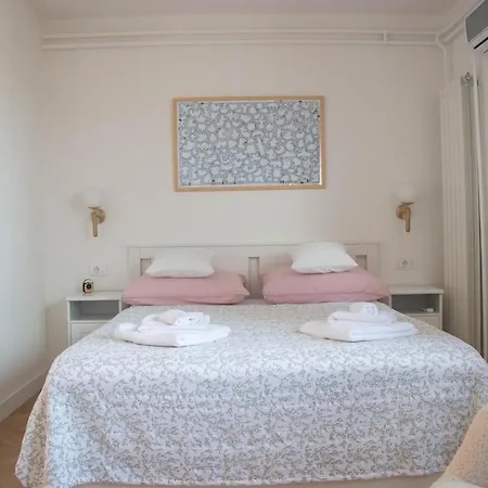 Nooklite Near Arena דירה בלגרד