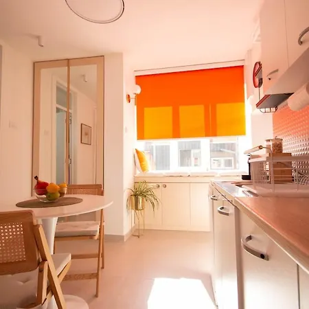 Nooklite Near Arena * בלגרד