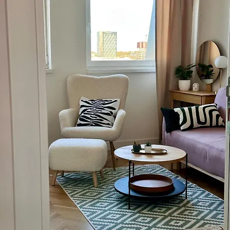 Nooklite Near Arena דירה *