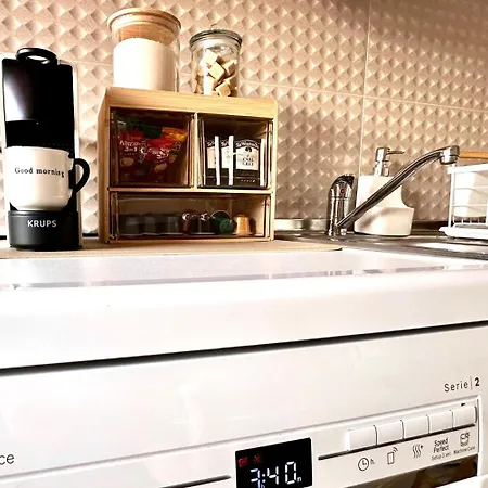 Nooklite Near Arena בלגרד